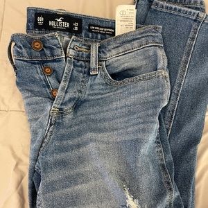 Hollister Cropped Boyfriend Jeans